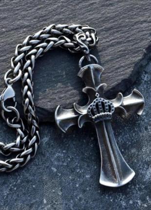 Ланцюжок з кулоном у вигляді давнього середньовічного сталевого хреста королівської родини - геральдична корона2 фото