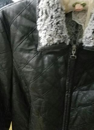 Женская кожаная куртка с мехом р.402 фото