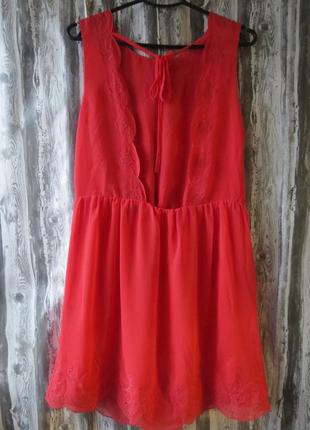 Ошатне червоне плаття з відкритою спиною розмір 48-50 класна одяг. заходите13 фото