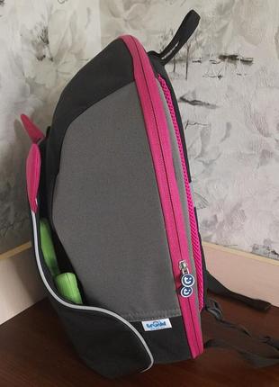 Рюкзак-автокресло (бустер) trunki pink.