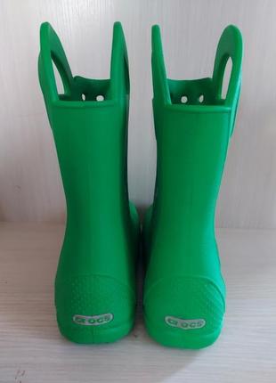Резиновые сапоги crocsTM kids’ handle it rain boot grass green3 фото