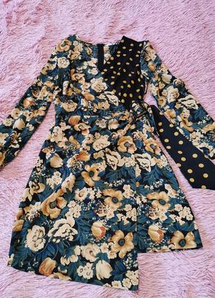 Платье в цветочный принт