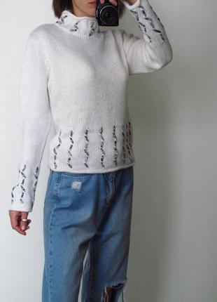 Белый свитер basic editions1 фото