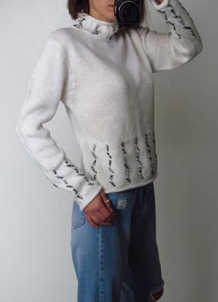 Белый свитер basic editions3 фото