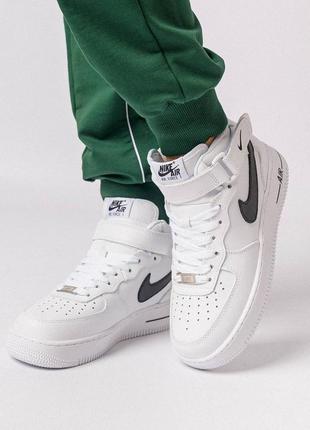 Высокие зимние женские кожаные кроссовки с мехом в стиле nike air force 🆕 зимние найки