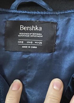 Бомбер от bershka3 фото