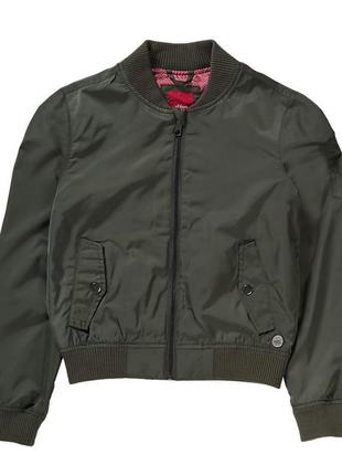 Фірмова куртка s.oliver р-р 140 (134-146)оригінал.розпродаж!!!