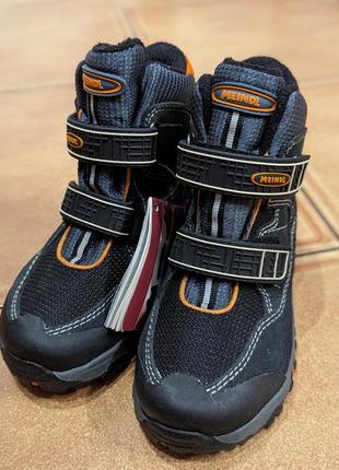 Новые детские зимние термо ботинки р 27 стелька 17 см meindl1 фото