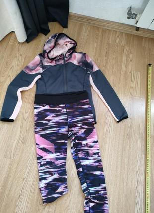 Спотивний костюм