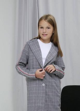 Детский пиджак для девочки школьный клетка1 фото