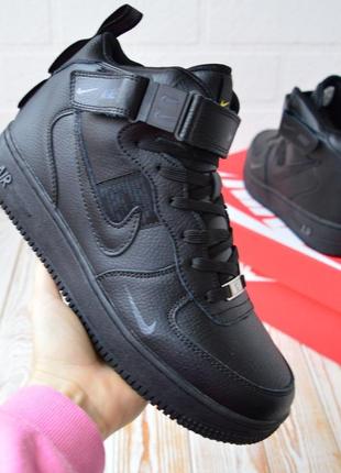 Зимові кросівки з хутром nike air force 1 mid winter
