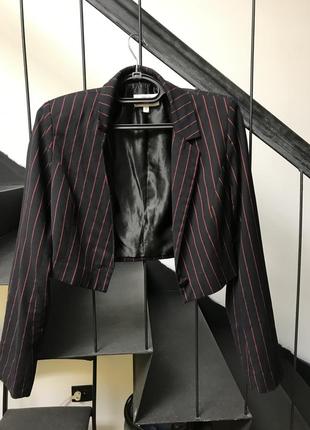 Укороченный пиджак