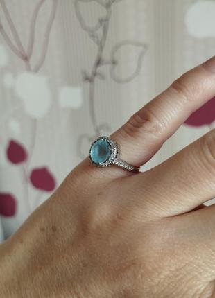 Каблочка, белое золото, топаз