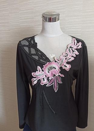 ✨✨гарна  жіноча блузка спина сіточка вишивка 48✨✨2 фото