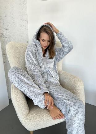 Теплая мягкая махровая серая пижама двухсторонняя махра с леопардовым принтом, теплая пижама на осень-зиму, костюм для дома1 фото