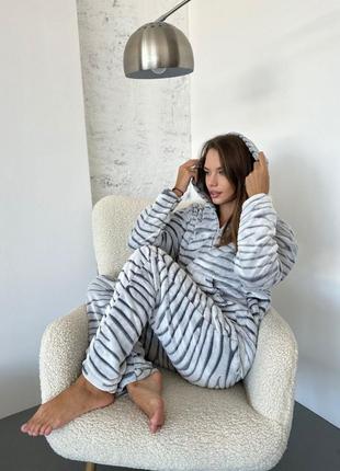 Теплая мягкая махровая серая пижама двусторонняя махра с принтом зебра, теплая пижама на осень-зиму, костюм для дома