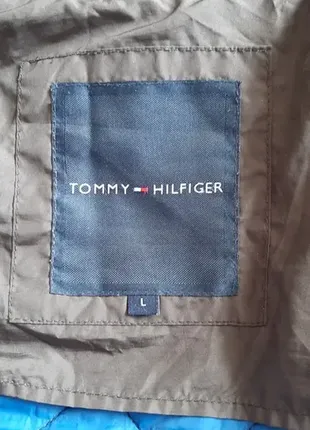 Tommy hilfiger стьобанка курточка8 фото