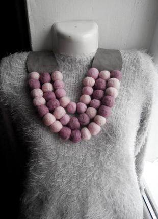 Ожерелье в украинском стиле розовое нюдовая пудра шерсть2 фото