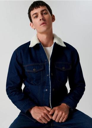 Sinsay трендовая мужская джинсовая куртка на меху m1 фото