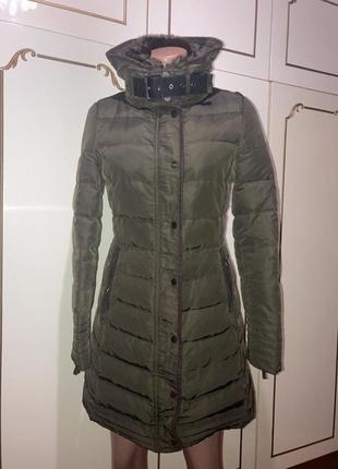 Продам пуховик.