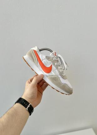 Кросівки nike md valiant 'white orange'