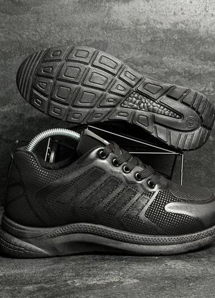 Недорогі нубукові чоловічі кросівки в стилі адідас adidas демісезонні чорні3 фото