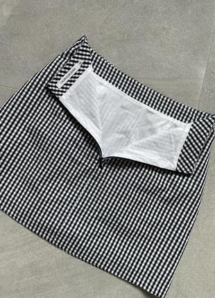 Calvin klein юбка мини в клетку черно белая4 фото