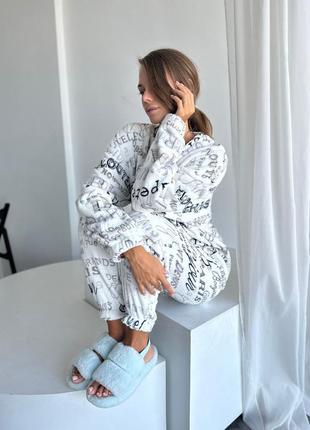 Махровая пижама с принтом свитшот кофта оверсайз брюки свободный комплект белый графитовый для дома для сна теплая плюшевая6 фото