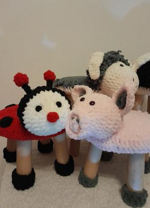 Hendmade стульчик детский "божа коровка"3 фото