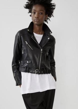 Курточка-косуха bershka