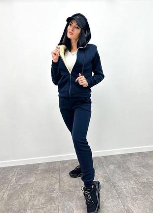 Женский теплый спортивный костюм на меху на флисе утепленный зима