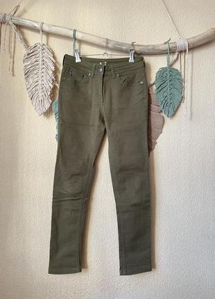 Брюки штаны цвета хаки