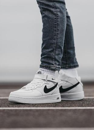 Мужские кроссовки nike air force 1 mid white black зима / smb