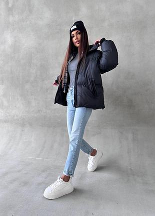 Качественная крутая и очень теплая зимняя куртка