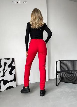 Жіночі штани на флісі
розміри - 42-44, 44-46
тканина - тринитка на флісі.
кольори: меланж, червоний, чорний.4 фото