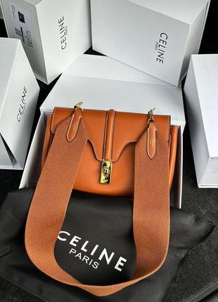 Женская кожаная сумка celine teen soft 16 in smooth calfskin tan brown