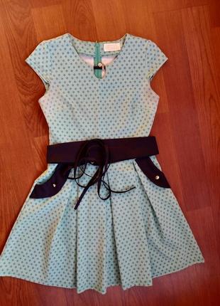 Крсивое стильное платье с поясом и карманами4 фото