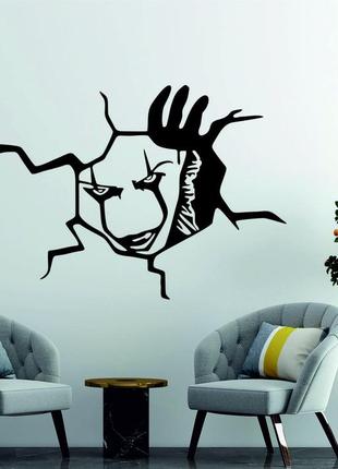 Декоративне настінне панно «клоун» декор на стіну1 фото