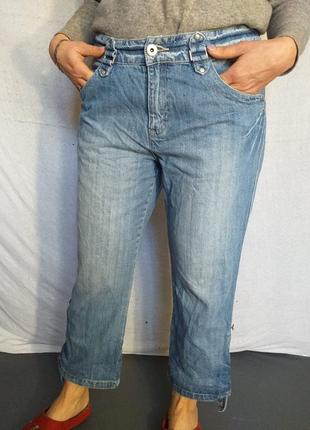 Джинсы с подворотом. бриджи.