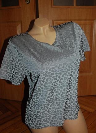 Футболка срібляста