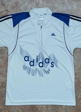 Спортивная футболка adidas
