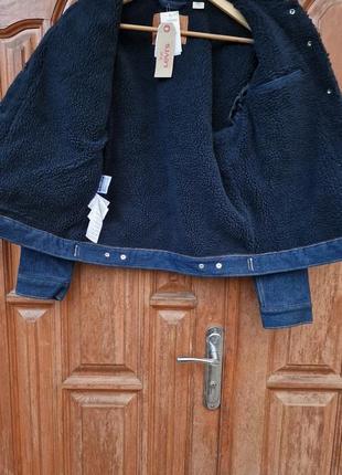 Брендова фірмова тепла зимова джинсова куртка шерпа levi's,оригінал із сша,нова з бірками, розмір s.4 фото