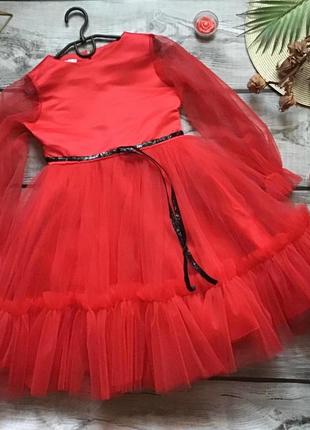 Нарядное красное платье фатин