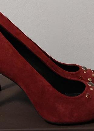 Туфлі жіночі на підборах geox 36,5 р-р