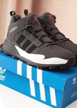 Adidas terrex кросівки чоловічі відмінна якість зимові з хутром високі сірі з чорним ботінки сапоги теплі адідас терекс7 фото