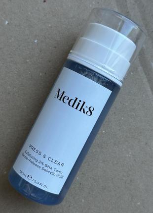 Medik8 press & clear 150 ml отшелушивающий вна-тоник с 2% инкапсулированной салициловой кислотой