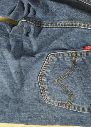 Джинси levis
класичні ровні
w32, l305 фото