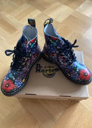 Нові жіночі шкіряні черевики dr. martens, оригінал, 37 розмір3 фото