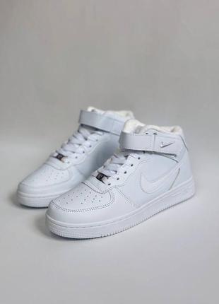 Зимові кросівки nike air force2 фото