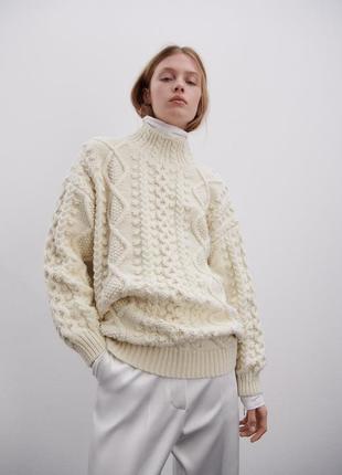 Объемный свитер фактурной вязки от zara1 фото